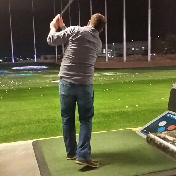 Topgolf 10601 E Easter Ave