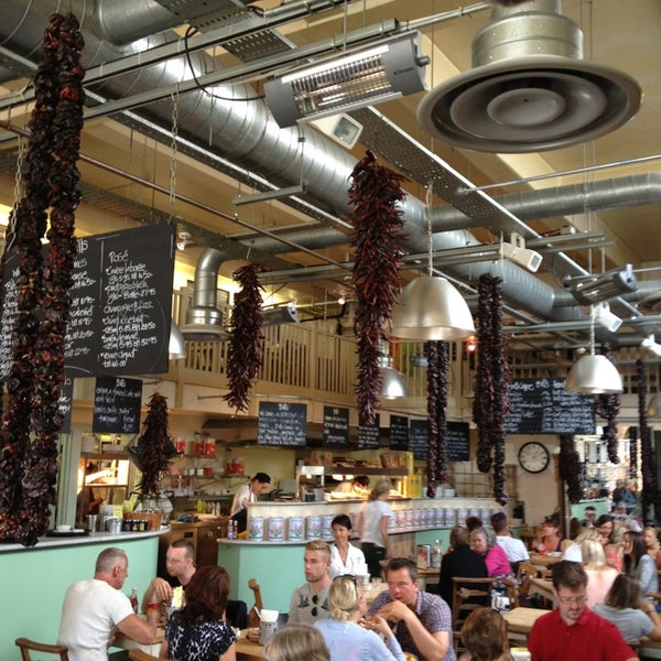 Where's Good? Holiday and vacation recommendations for Brighton, United Kingdom. What's good to see, when's good to go and how's best to get there.