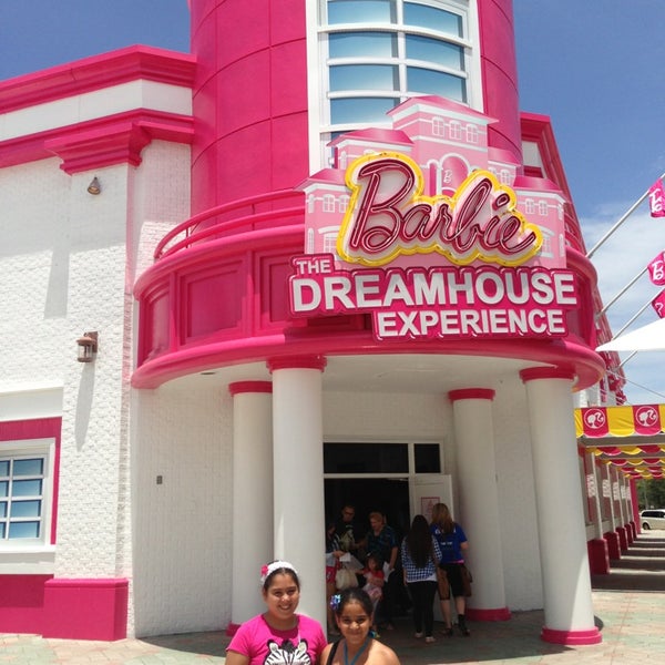 sawgrass mall barbie dream house