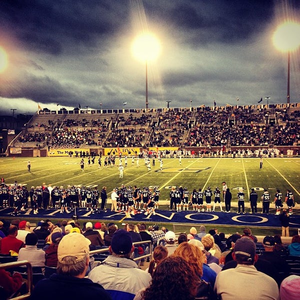 Finley Stadium Davenport Field - Downtown Chattanooga - 9 tips from 982 ...