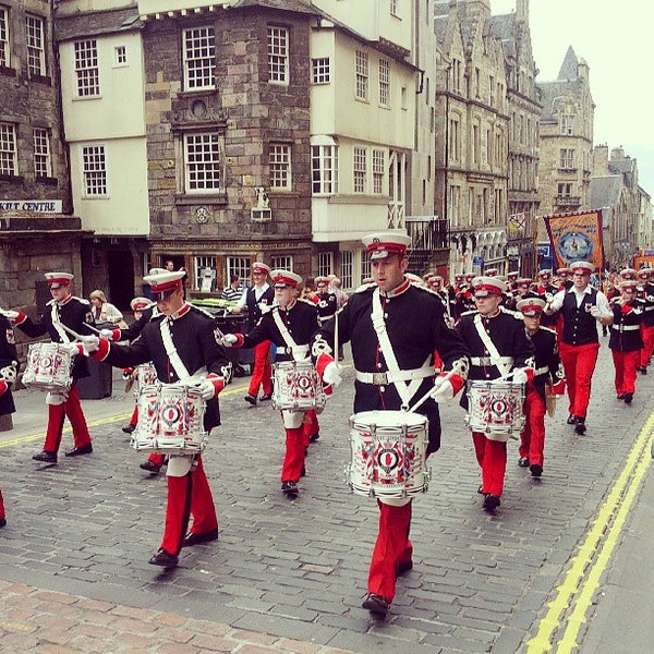 Where's Good? Holiday and vacation recommendations for Edinburgh, United Kingdom. What's good to see, when's good to go and how's best to get there.