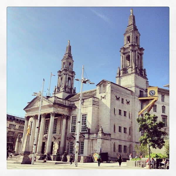 Where's Good? Holiday and vacation recommendations for Leeds, United Kingdom. What's good to see, when's good to go and how's best to get there.