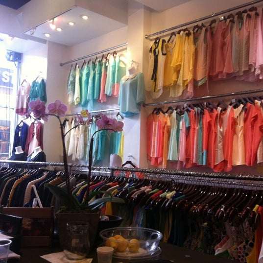 Álbumes 99+ Foto Tiendas De Ropa En San Diego California Alta