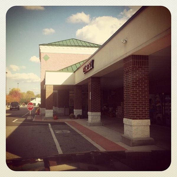 Martin's Food Market Grocery Store