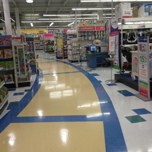 Toys"R"Us Toy / Game Store in Atlanta