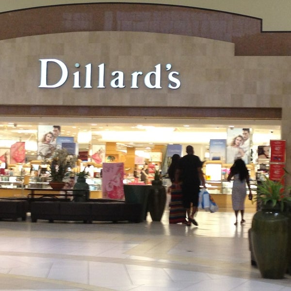 Dillard&#039;s - Department Store