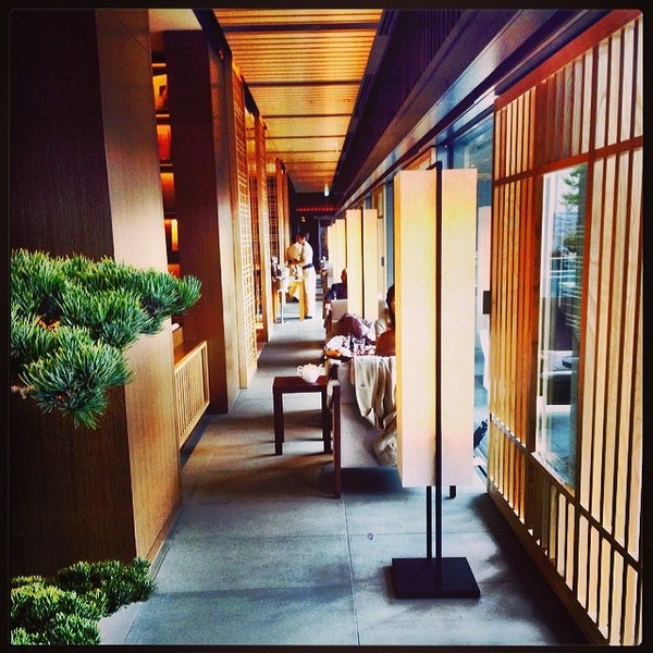 Where's Good? Holiday and vacation recommendations for Kyoto, Japan. What's good to see, when's good to go and how's best to get there.
