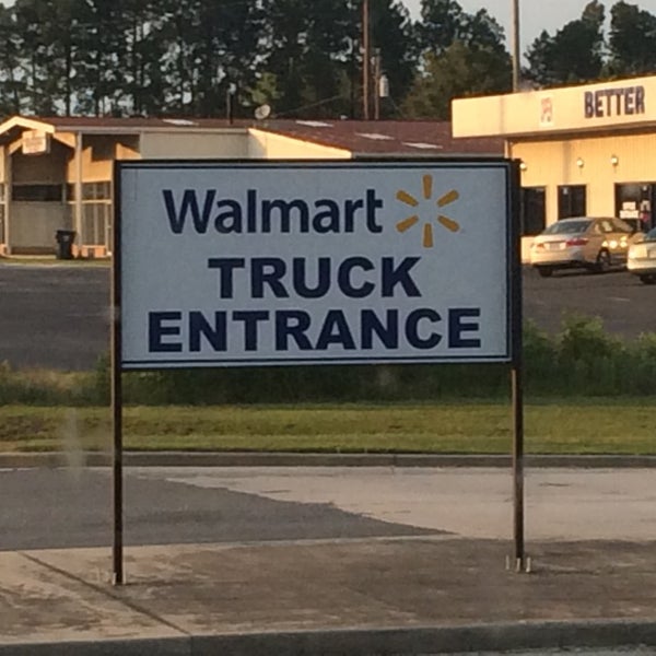 Walmart Distribution Truck Gate Building in Douglas