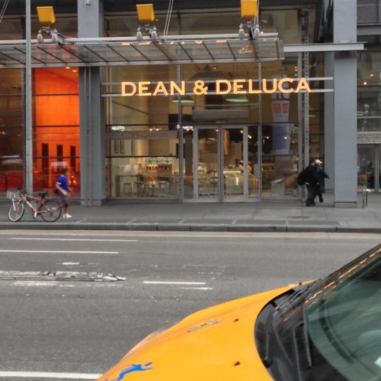 Dean & Deluca - Garment District - New York, NY