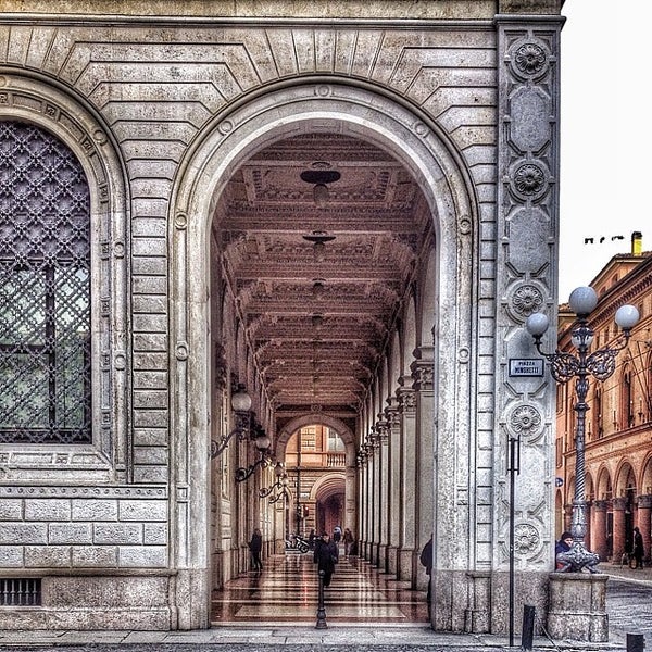 Where's Good? Holiday and vacation recommendations for Bologna, Italy. What's good to see, when's good to go and how's best to get there.