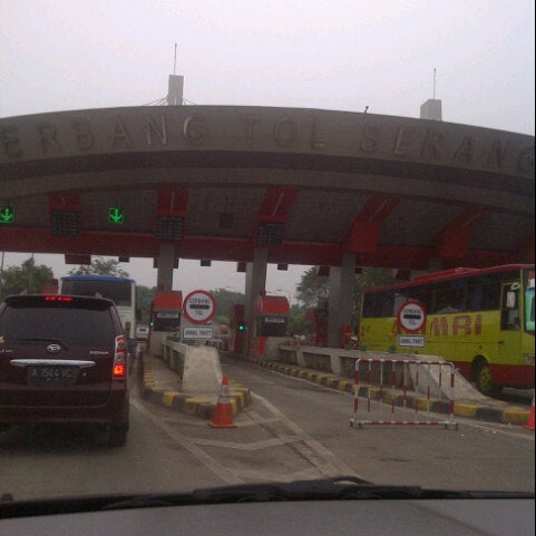 Gerbang Tol  Serang  Timur  Serang  Banten