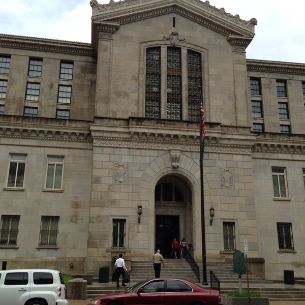 Shelby County Clerk #39 s Office Government Building in Downtown Memphis