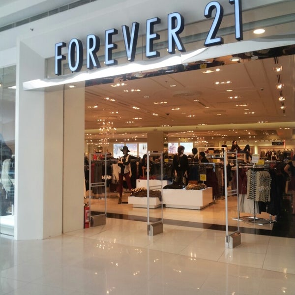 Forever 21 Clothing Store in Pasay City
