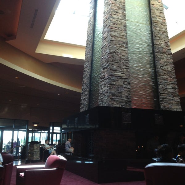 restaurant at mystic lake casino