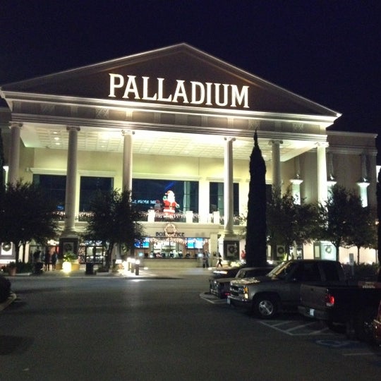 Santikos Palladium IMAX Movie Theater in San Antonio