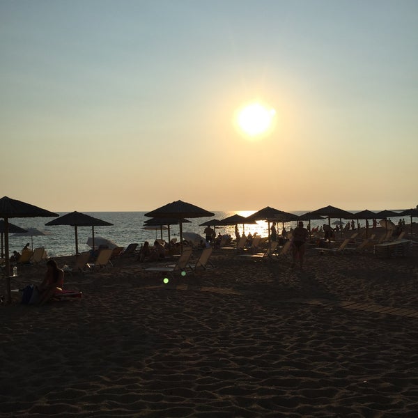 Where's Good? Holiday and vacation recommendations for Costa Navarino, Greece. What's good to see, when's good to go and how's best to get there.