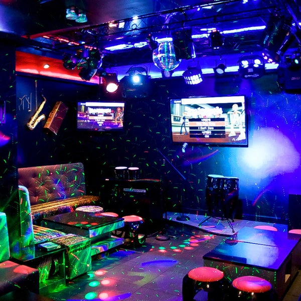 5 Bar Karaoke Lounge Nova York Atualizado 2021 O Que Saber Antes De Ir