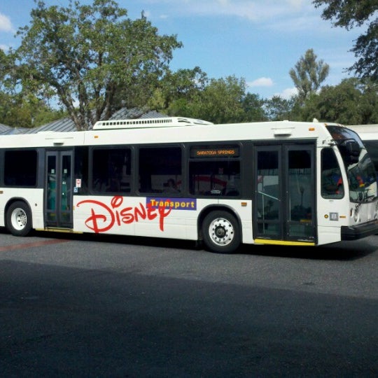 time on disney bus from art of animation to magic kingdom 2019