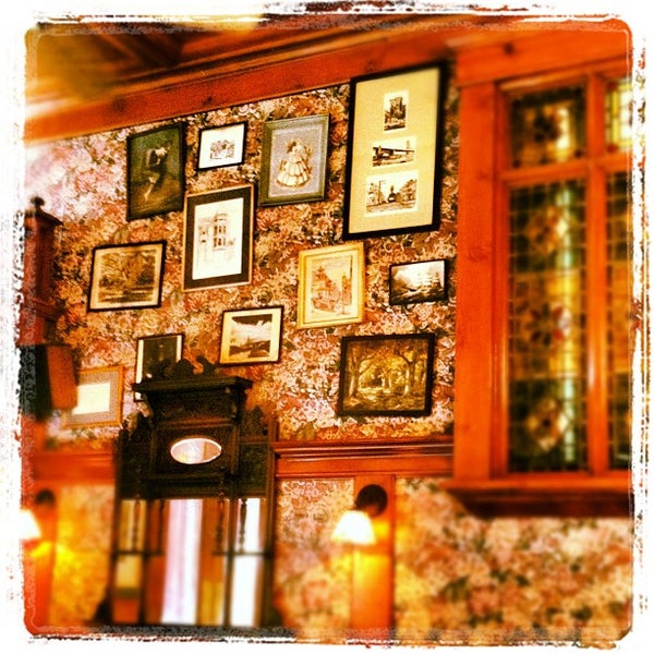 The Sausage Factory Castro 36 tips from 2413 visitors