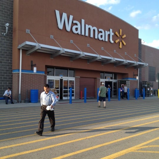 Walmart Supercenter Addison, IL