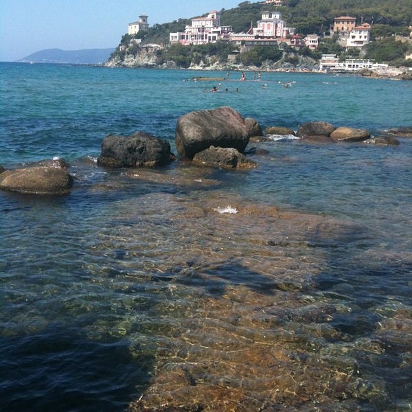 La baia del Quercetano a Castiglioncello, Toscana , ins… Flickr