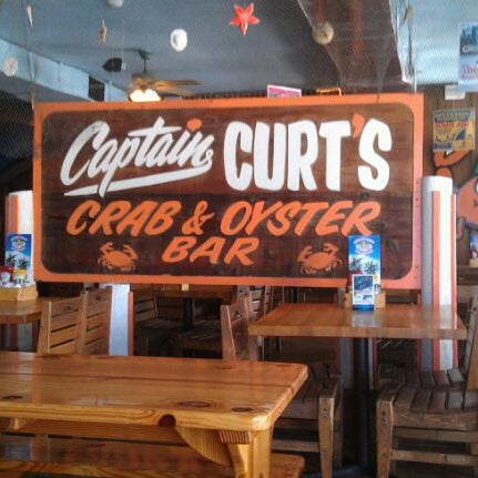 Captain Curt's Crab & Oyster Bar - Sarasota, FL