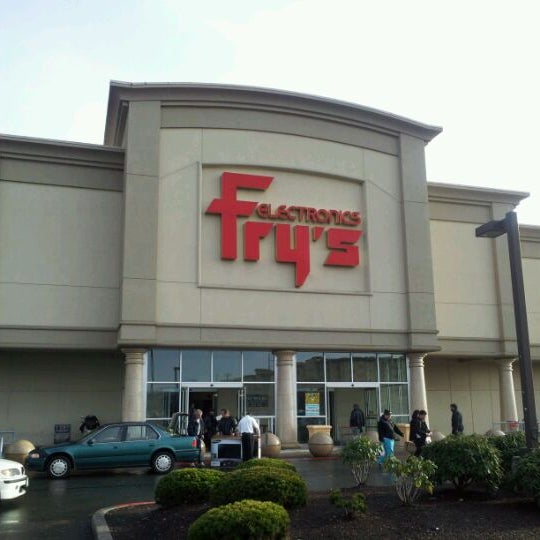 Fry's Electronics Electronics Store in Renton