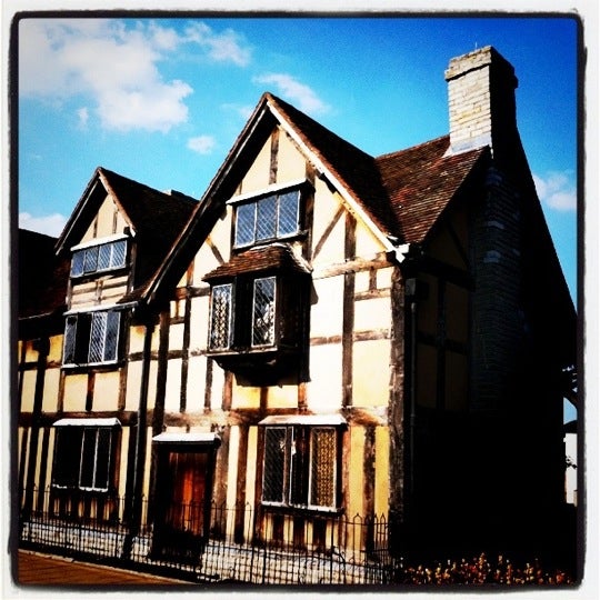 Where's Good? Holiday and vacation recommendations for Stratford Upon Avon, United Kingdom. What's good to see, when's good to go and how's best to get there.
