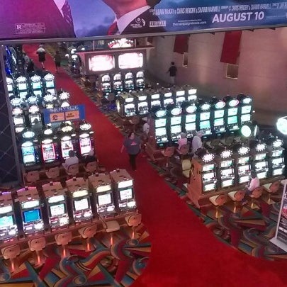 penn national hollywood casino convention