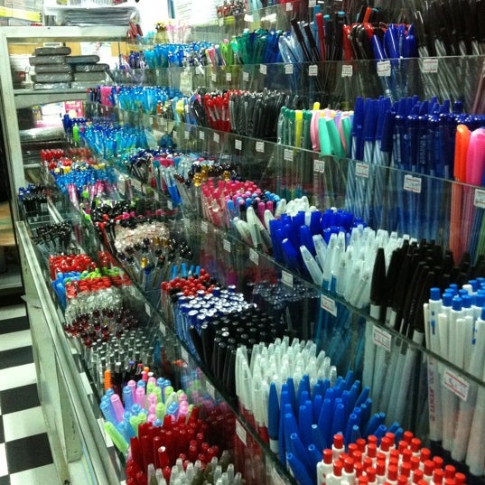 ร้านเครื่องเขียนข้าง Paper / Office Supplies Store in Khlong Nueng
