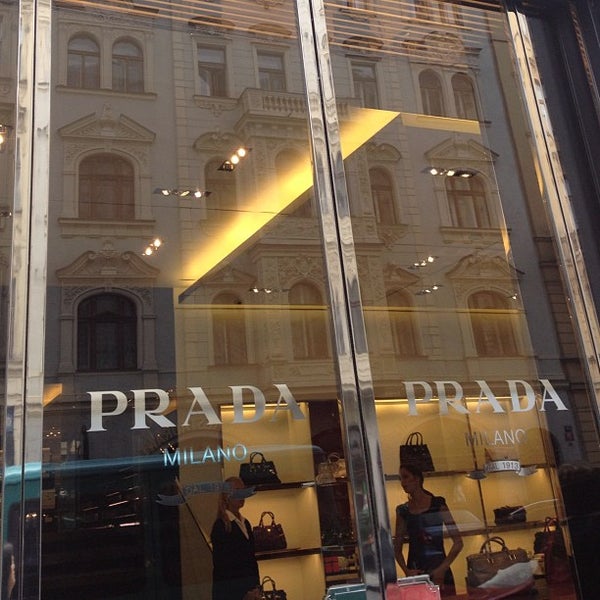 Where's Good? Holiday and vacation recommendations for Prague, Czech Republic. What's good to see, when's good to go and how's best to get there.