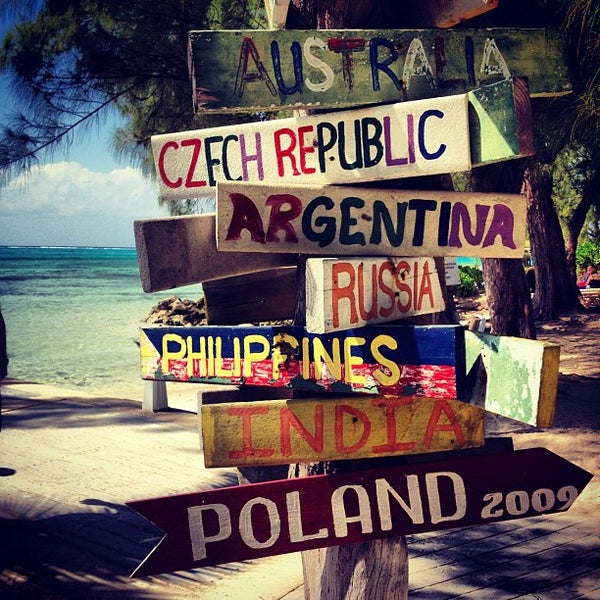 Where's Good? Holiday and vacation recommendations for George Town, Cayman Islands. What's good to see, when's good to go and how's best to get there.