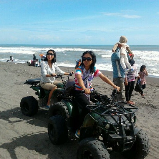 Pantai Depok  143 tips from 8960 visitors