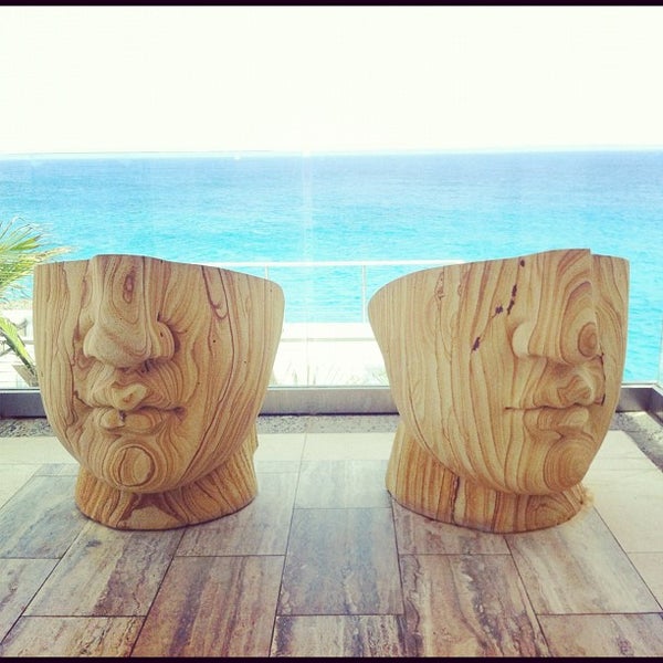 Where's Good? Holiday and vacation recommendations for Saint Maarten, Saint Martin. What's good to see, when's good to go and how's best to get there.