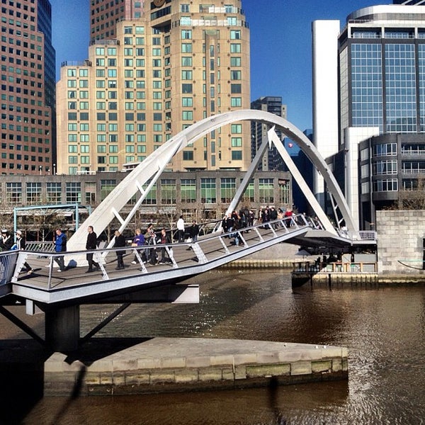 Where's Good? Holiday and vacation recommendations for Melbourne, Australia. What's good to see, when's good to go and how's best to get there.