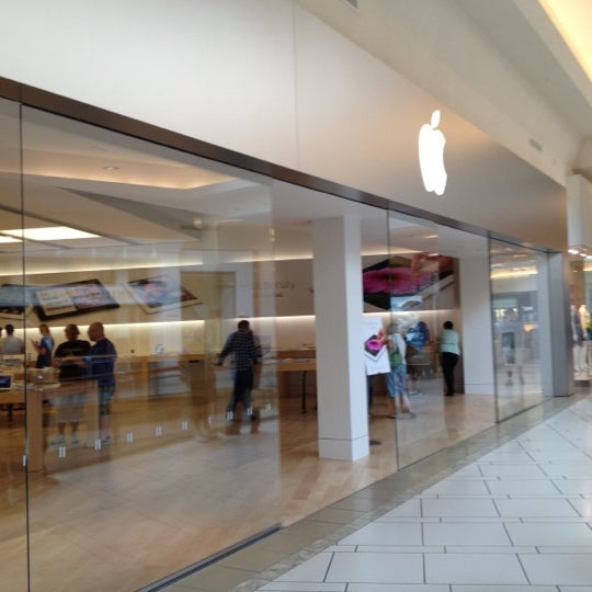 apple store tampa