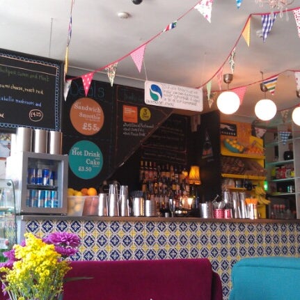 Where's Good? Holiday and vacation recommendations for Cardiff, United Kingdom. What's good to see, when's good to go and how's best to get there.