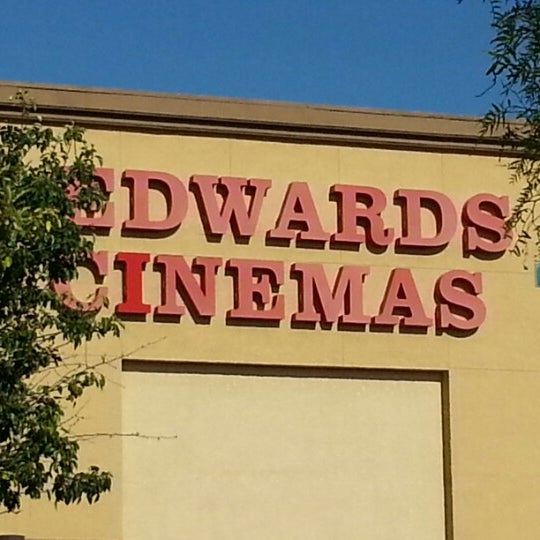 Edwards Camarillo Palace 12 & IMAX Movie Theater in Camarillo
