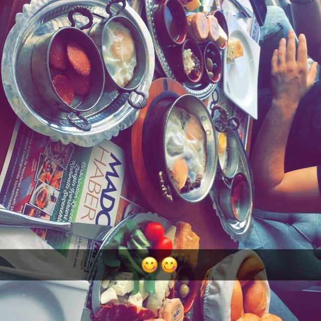 kahvaltı fotoğrafı