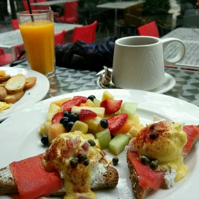breakfast photo