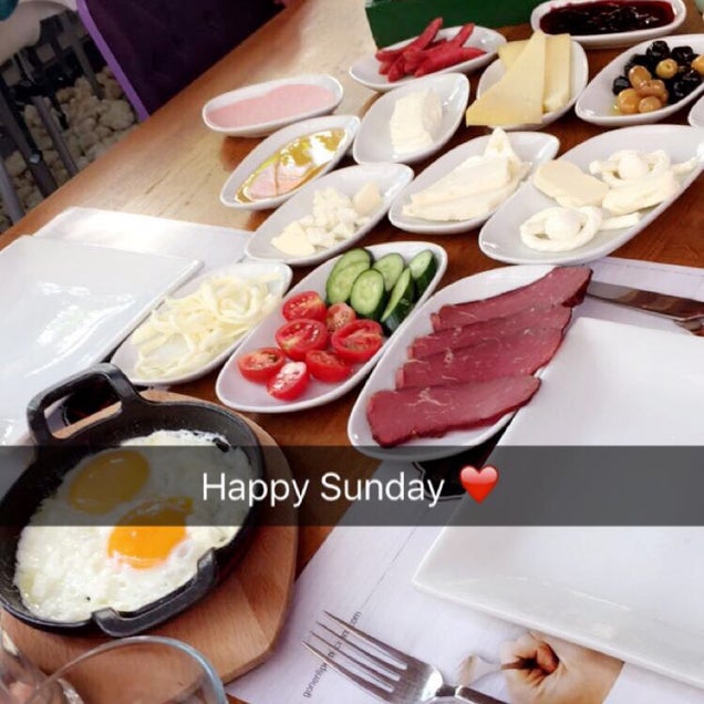 kahvaltı fotoğrafı