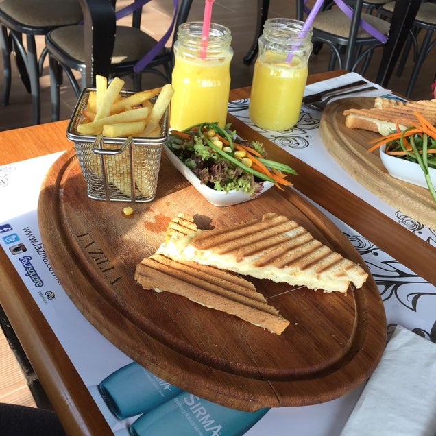breakfast photo