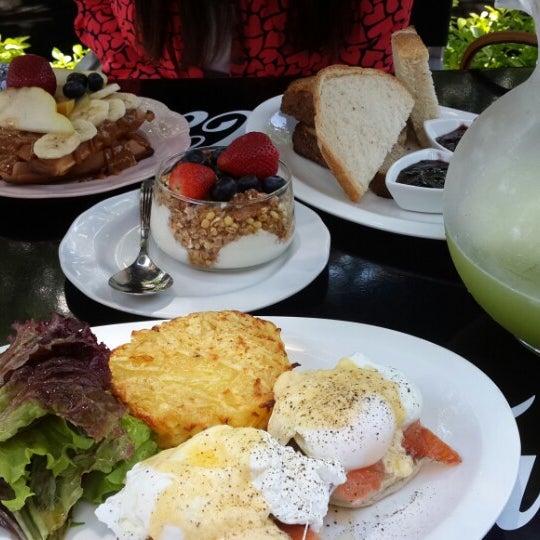 breakfast photo