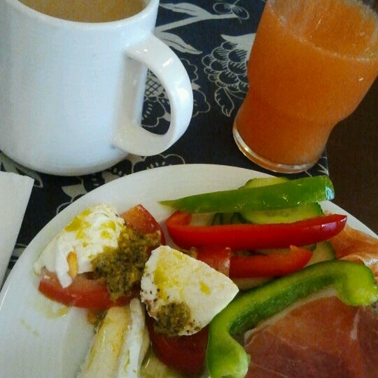 breakfast photo