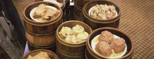 Jing Fong Restaurant 金豐大酒樓 is one of Where to Eat Chinese Food in NYC.