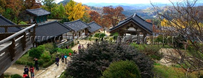 부석사 (浮石寺) is one of 한국관광 100선.