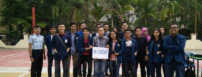 Schools (Batam)
