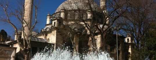 Eyüp Sultan is one of Türkiye'de Gezilmesi- Görülmesi Gereken Yerler.