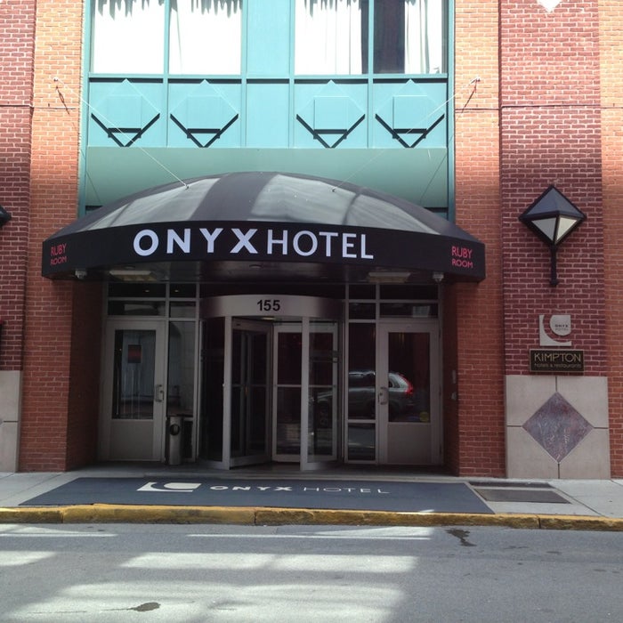 onyx hotel boston parking