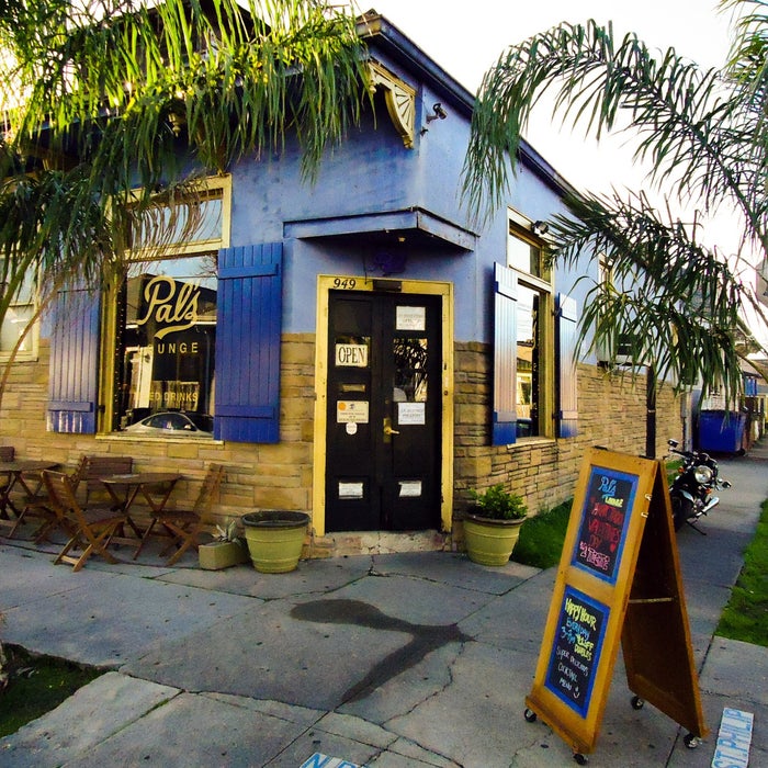 Pal's Lounge reviews, photos Midcity New Orleans GayCities New